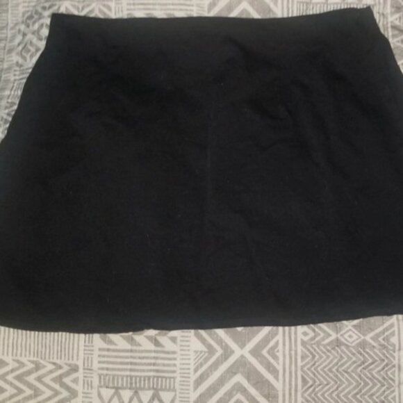 Black little skirt